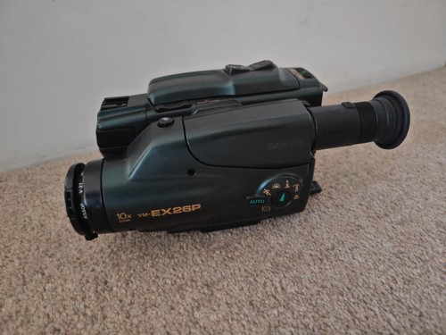 Vintage sanyo 8mm camcorder - sanyo,