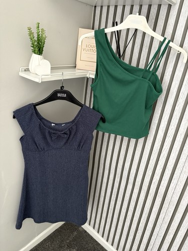 Women clothes bundle size - women’s,