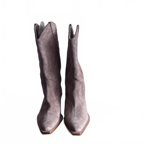 Bnwot suede cowboy - suede,