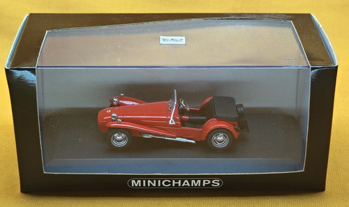 Minichamps scale morgan - 1:43,