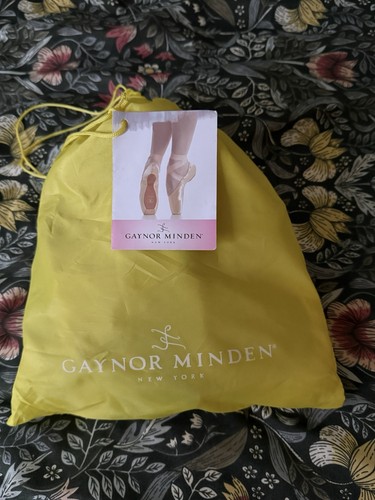 Pointe shoes gaynor minden - pointe,