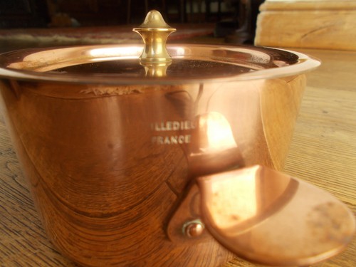 Vintage antique quaint little - vintage~antique,