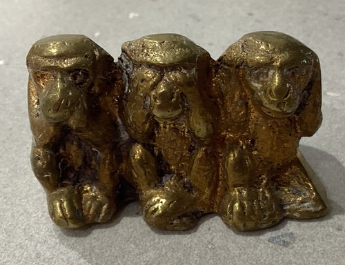 Three wise monkeys see - three, no