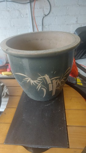 Large glazed plant pot - glazed,