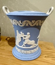 WEDGWOOD BLUE JASPERWARE HANDLED VASE & FROG CENTAUR CHIRON & ACHILLES URN 