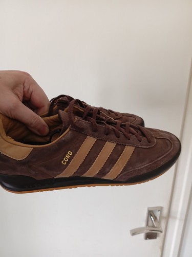 Adidas cord size9 good - adidas,