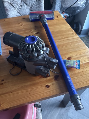 Dyson fluffy handheld - dyson, v6