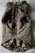 Pets At Home Dog Parka Coat Hooded Khaki Green Camoflage Lining Size XL