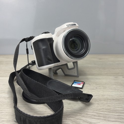 Fujifilm 36x camera finepix - ,