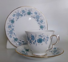 COLCLOUGH BRAGANZA TEA CUP
