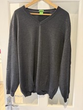 Gents Boss Hugo Boss Grey V Neck 100% Merino Virgin Wool