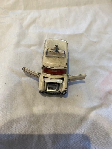 Used die cast police cars - 2,