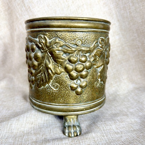 Vintage english brass - brass, grape
