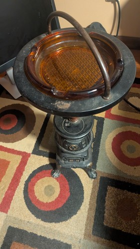 Pot belly stove - pot, stand