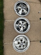 ROVER P6 3500S Wheel trims X 3 