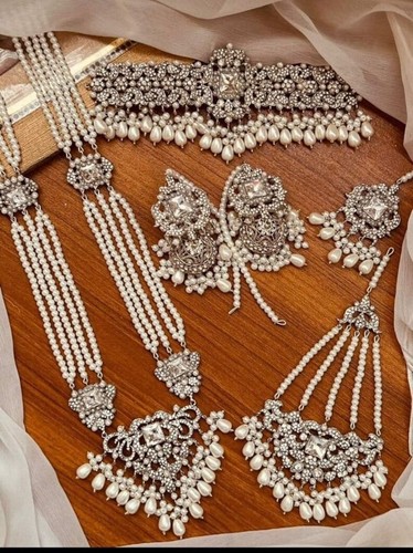Indian pakistani bridal gold - indian,