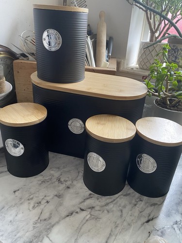 Black kitchen storage - kitchen,
