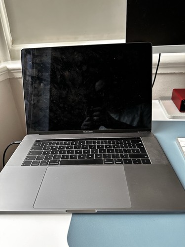 Apple macbook pro - pro, 15.4in
