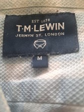 T.M. Lewin. Medium gents sky