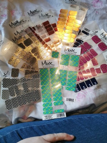 Bundle partly used minx - 23,