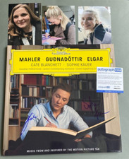 SOPHIE KAUER & HILDUR