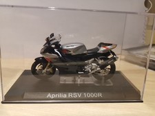Aprilia RSV 1000R Silver Motorbike Superbike 1:24 Scale Model Diecast Atlas IXO