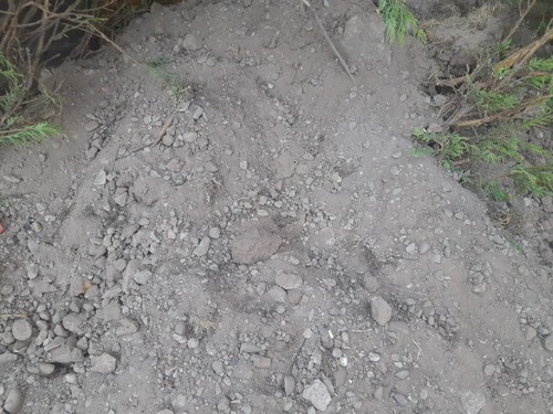 Free soil tonne available - soil.,
