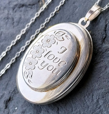 Vintage SILVER LOCKET - Oval