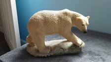 UNMARKED HEAVY STANDING POLAR BEAR FIGURINE