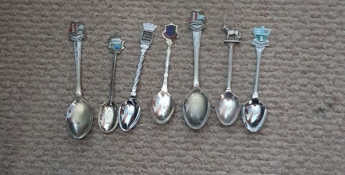 Souvenir spoons lot - spoons,