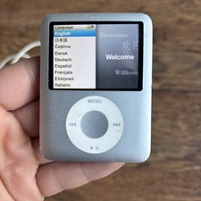 Apple MA978ZP/A iPod Nano 3rd Gen 4GB Player - Silver