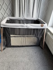 Maxi Cosi Iris Travel Cot 2