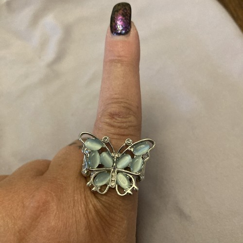 Paparazzi butterfly stretch - butterfly,