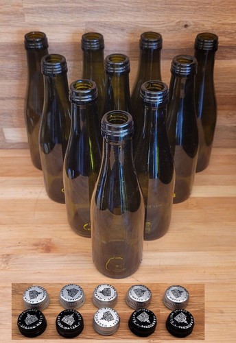 10x empty small green wine - empty,