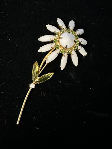 Vintage juliana flower white - vintage,