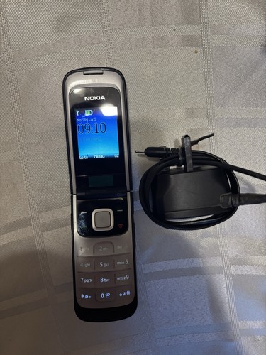 Nokia 2720 fold - fold, black