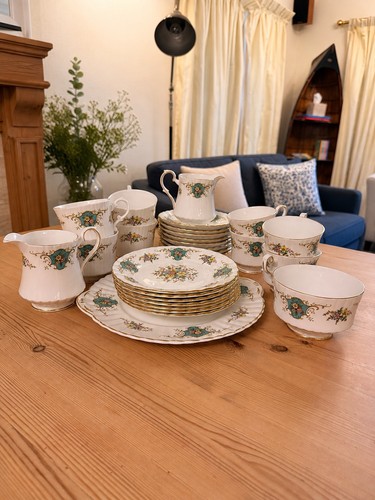 Vintage royal stafford - royal,