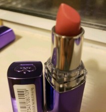 Rimmel london moisturize Renew