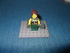 LEGO CASTLE KINGDOMS MINIFIGURE DARK GREEN CHESS QUEEN PART cas510