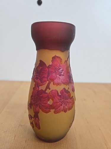Rare cameo glass vase tip - glass,
