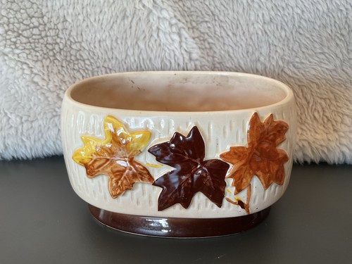 Sylvac autumn leaves planter - leaves,