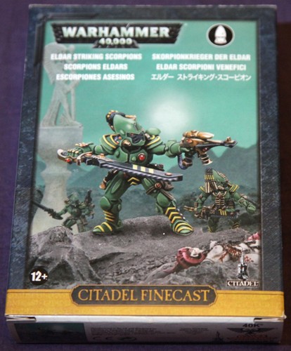 Warhammer 40k striking - warhammer,