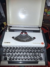 Vintage Olympia Traveller De Luxe S Typewriter with Cover Working 