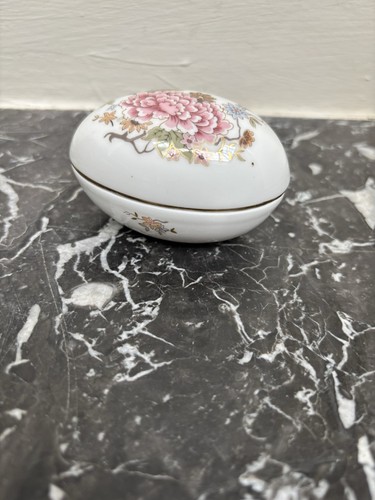 Royal doulton fine - fine, bone
