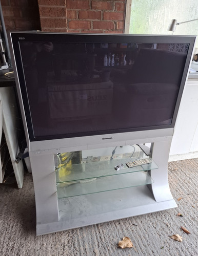 Panasonic viera 42in - 42in, plasma
