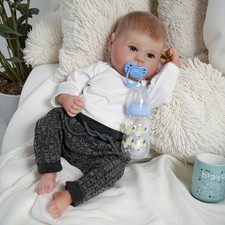 Real Lifelike Reborn Baby