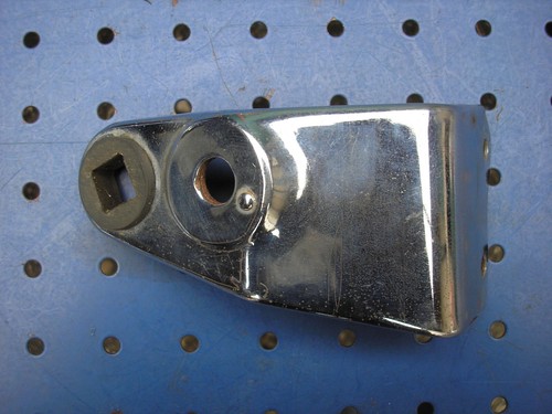 Lamp holder right headlight