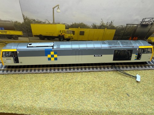 Hornby r3743 class - hornby,