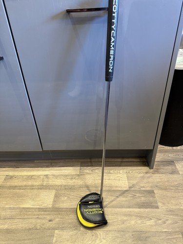 Scotty cameron phantom 5 - scotty,
