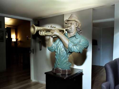 Jazz trumpet player sculpture - jazz,